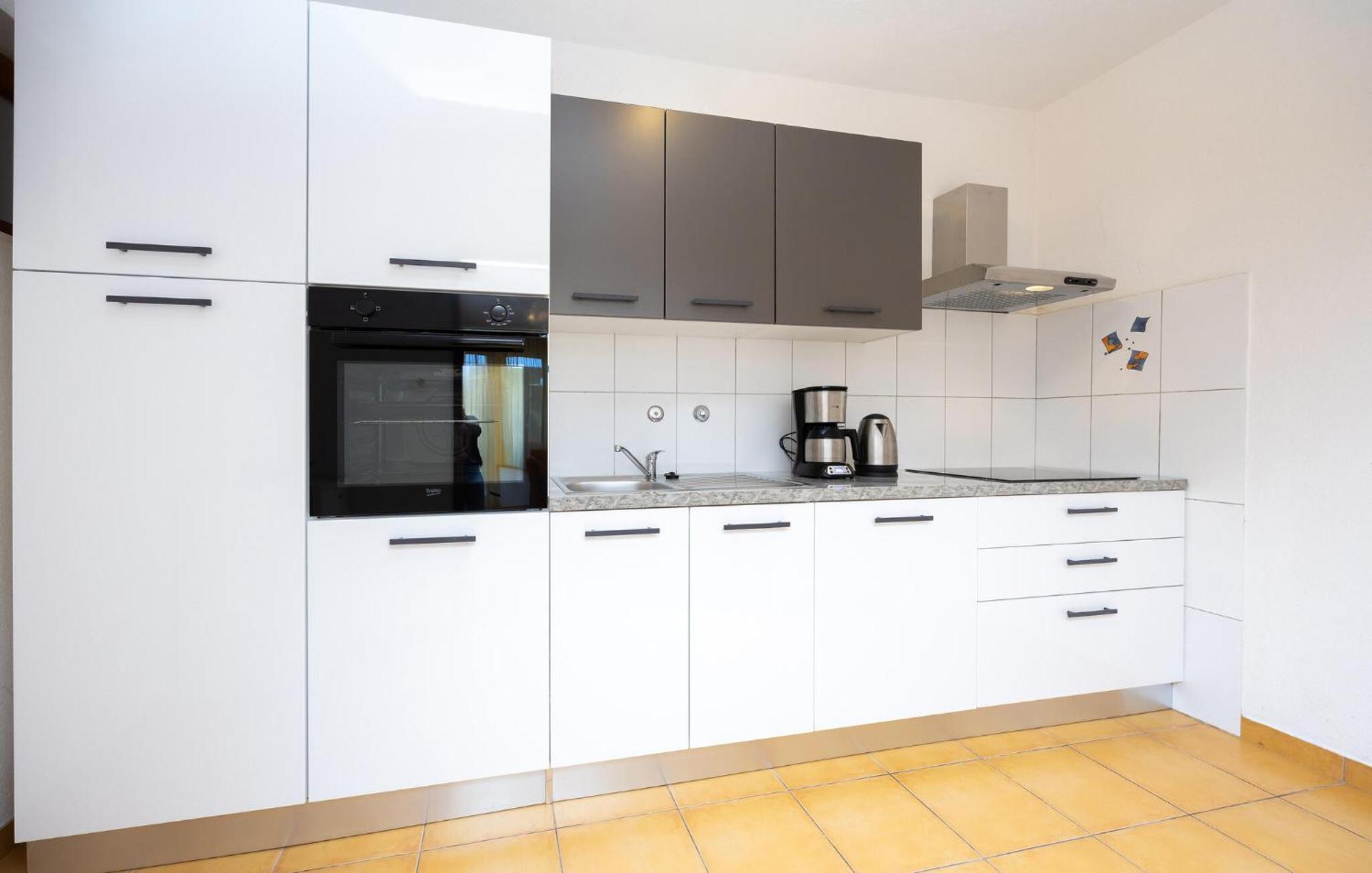 3 Bedroom Gorgeous Apartment In Trogir Dış mekan fotoğraf