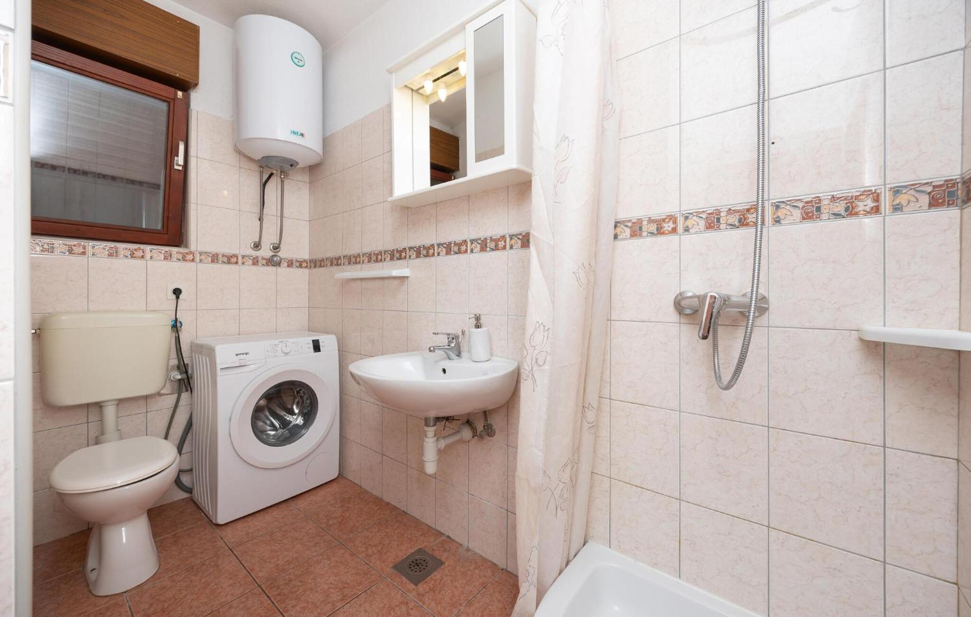 3 Bedroom Gorgeous Apartment In Trogir Dış mekan fotoğraf