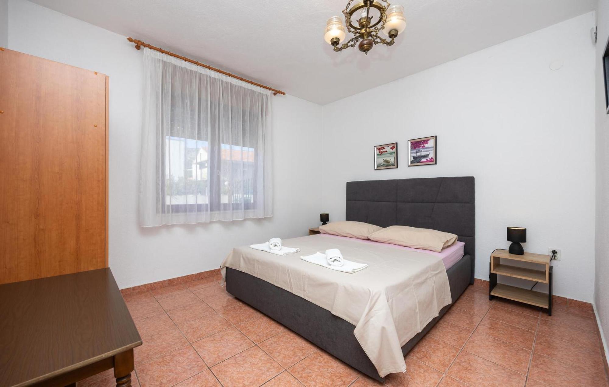 3 Bedroom Gorgeous Apartment In Trogir Dış mekan fotoğraf